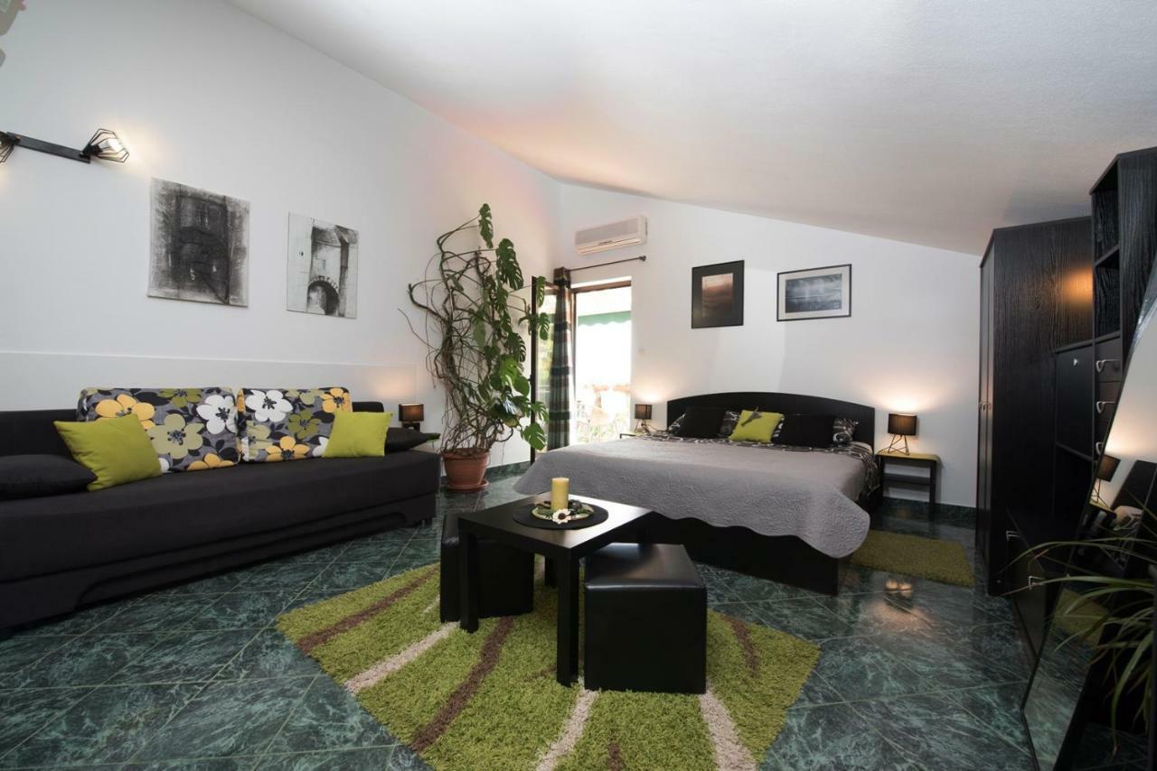 Apartments Villa Zara Lovran Zewnętrze zdjęcie